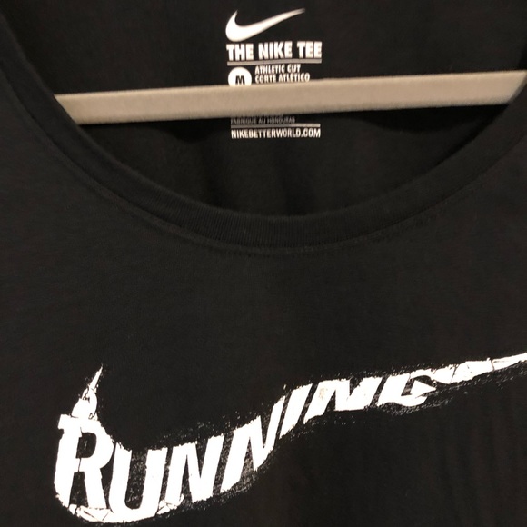Nike black tee - Picture 2 of 3